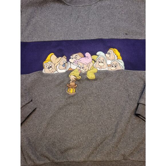 Vintage Disney Seven Dwarfs Embroidered Fleece Crewneck Sweatshirt – Size M– GVC - Picture 4 of 10